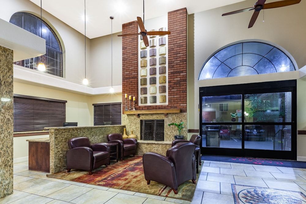 GreenTree Inn Flagstaff 2