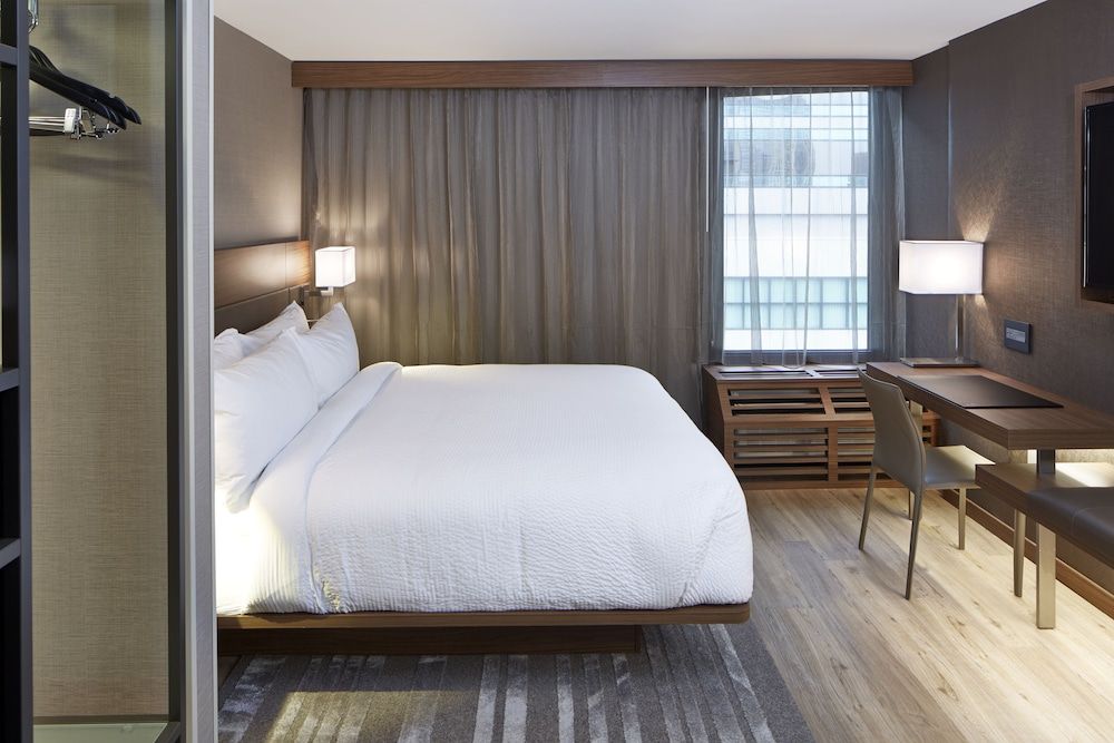 AC Hotel by Marriott Atlanta Downtown 3