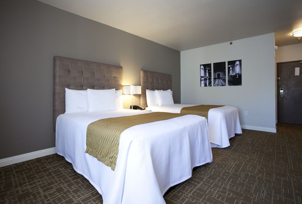 Redac Gateway Hotel 3