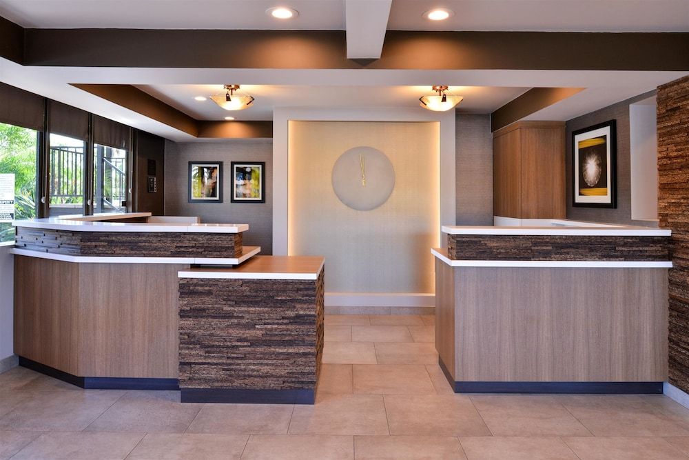 Best Western Plus Pavilions 2