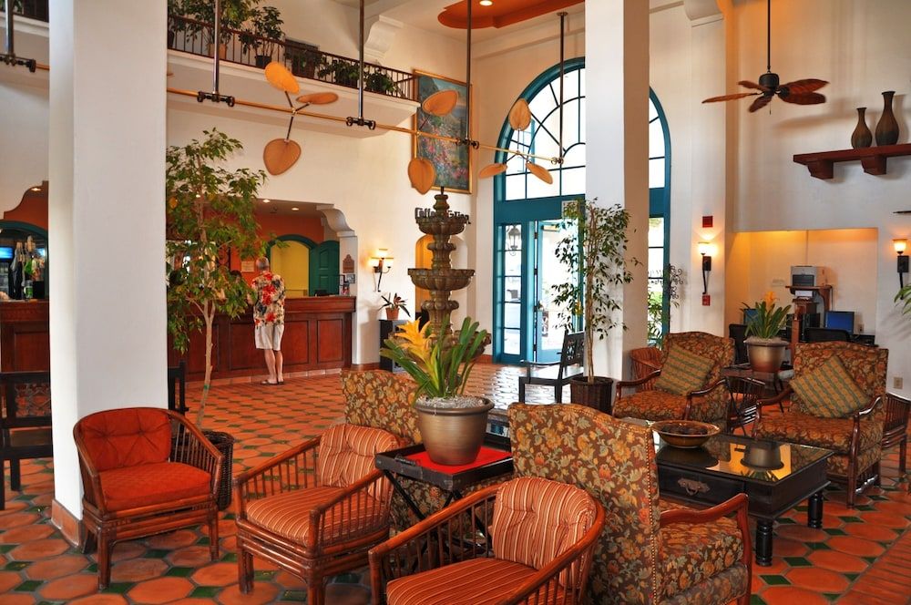 Oxford Suites Pismo Beach 2