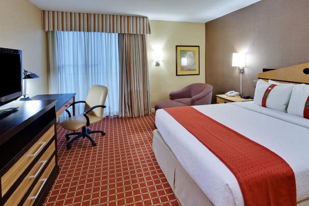 Holiday Inn Dublin-Pleasanton 2