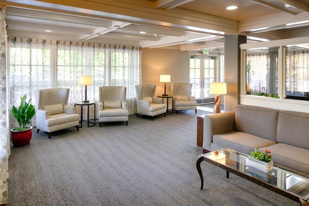 Red Lion Hotel Bellevue 3