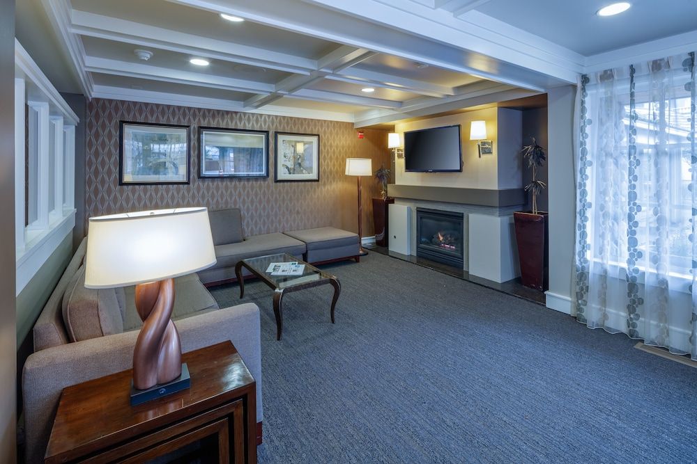 Red Lion Hotel Bellevue 2