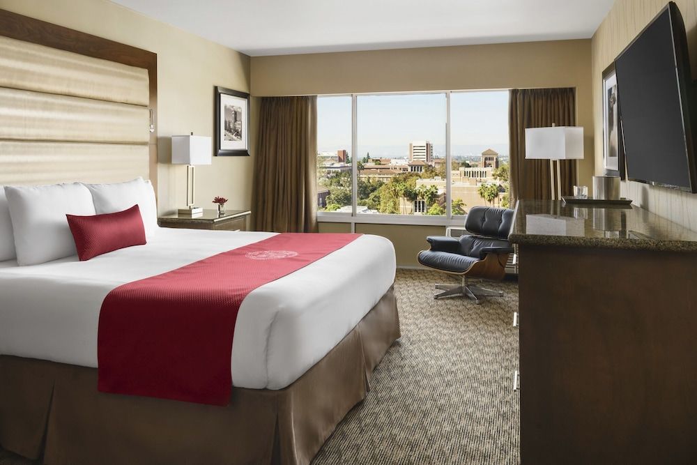 USC Hotel 1