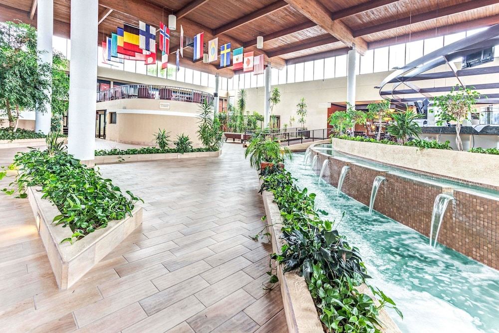 Wyndham Garden Romulus Detroit Metro Airport 2