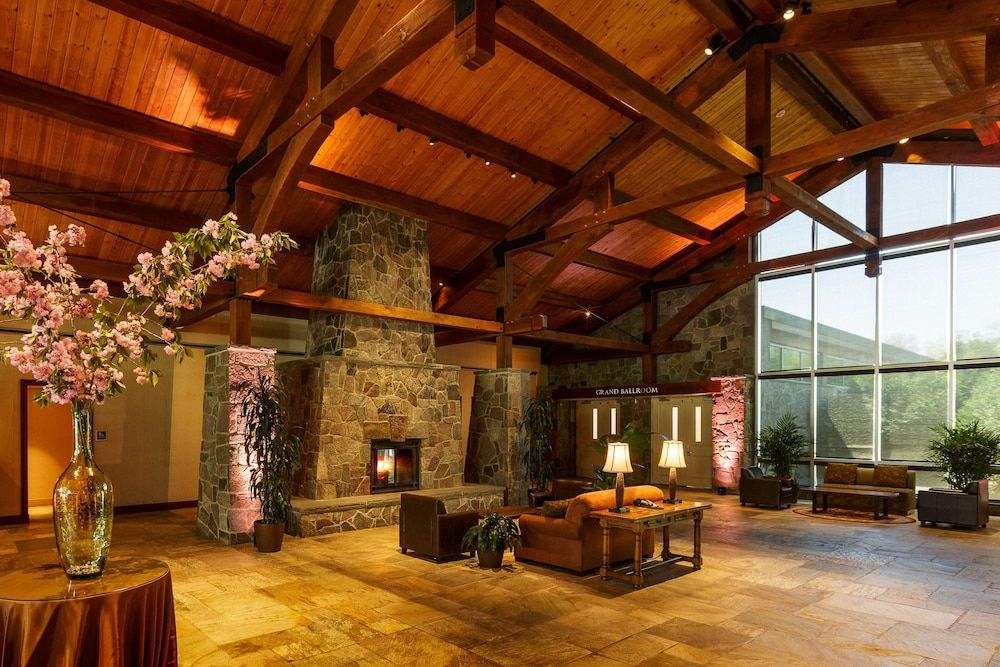 DoubleTree by Hilton Tarrytown 3