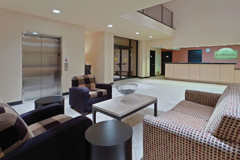 La Quinta Inn & Suites by Wyndham White Plains - Elmsford 2 La Quinta Inn & Suites by Wyndham White Plains - Elmsford 2