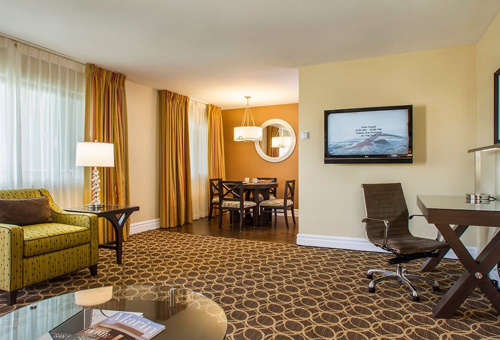 Marin Suites Hotel 3