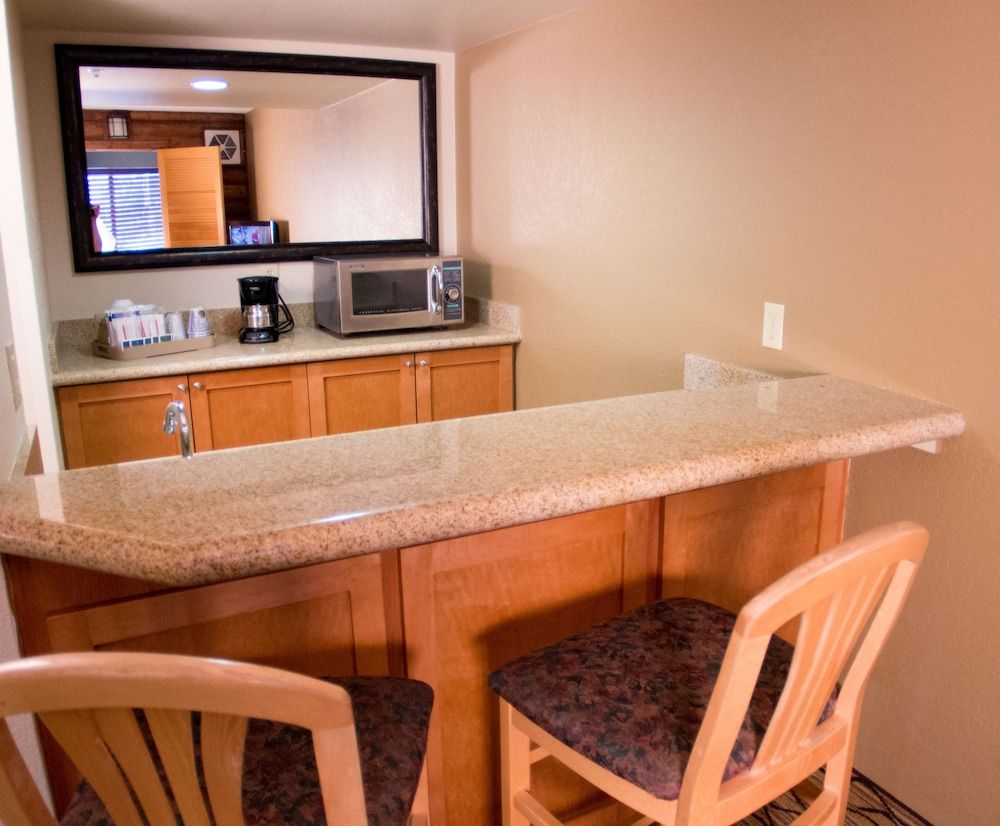 Holiday Inn Express Hotel & Suites Grand Canyon 3
