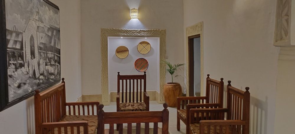 Smiles Stone Town Hotel 3