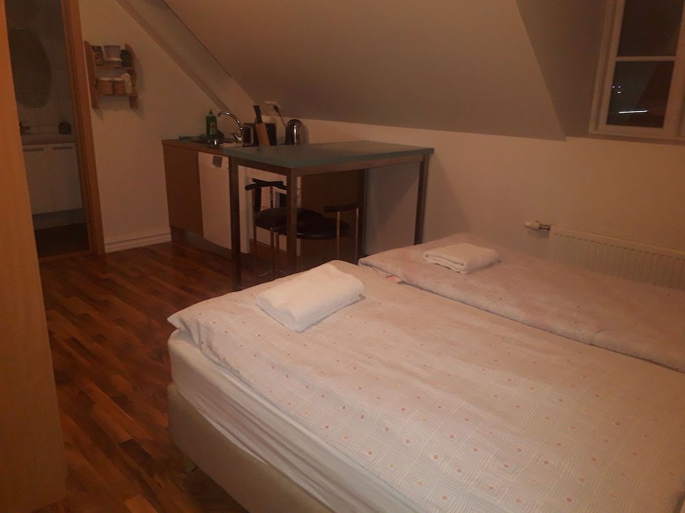 Mánagisting Guesthouse 2