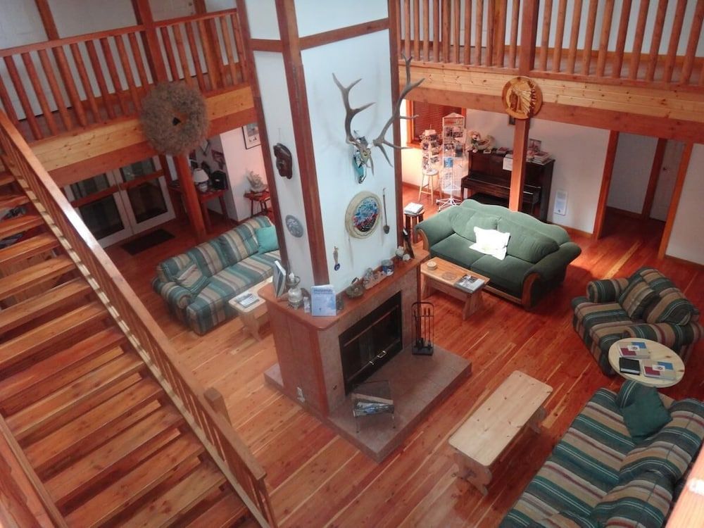 Alpine Meadows Lodge 2