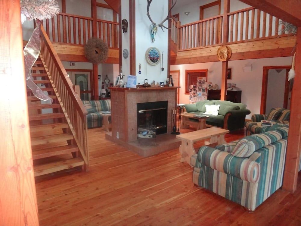 Alpine Meadows Lodge