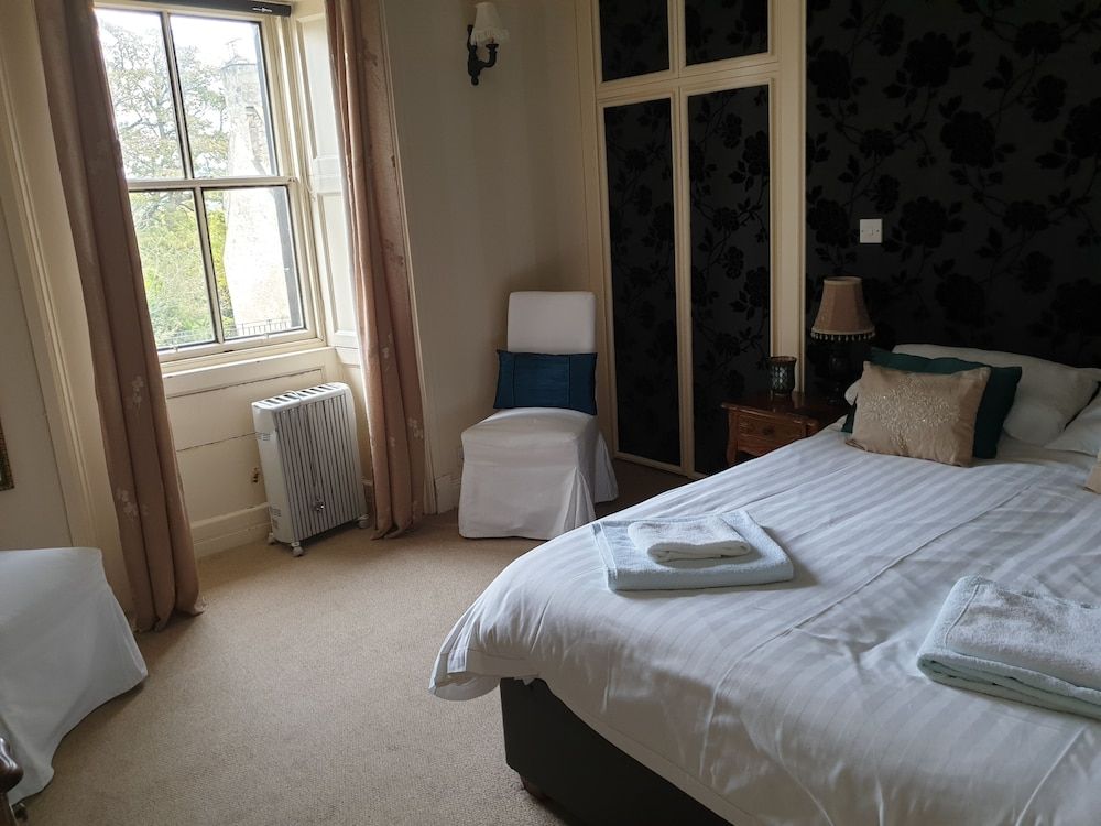 The Covenanter Hotel 3