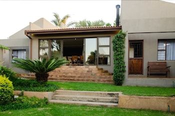 PhysEQFiT Guesthouse