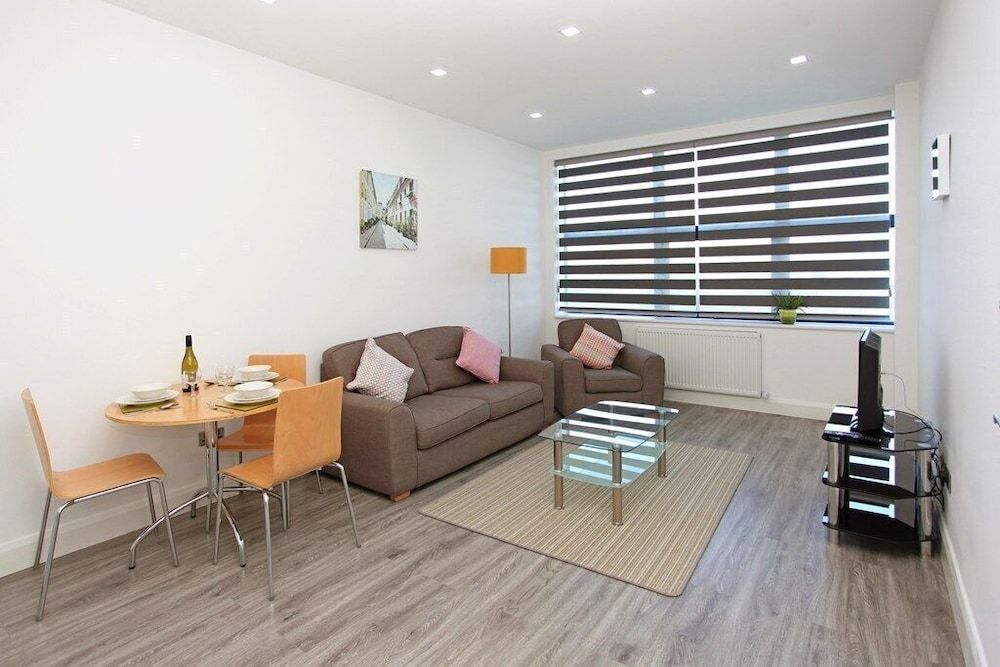 Sapphire House Apartments