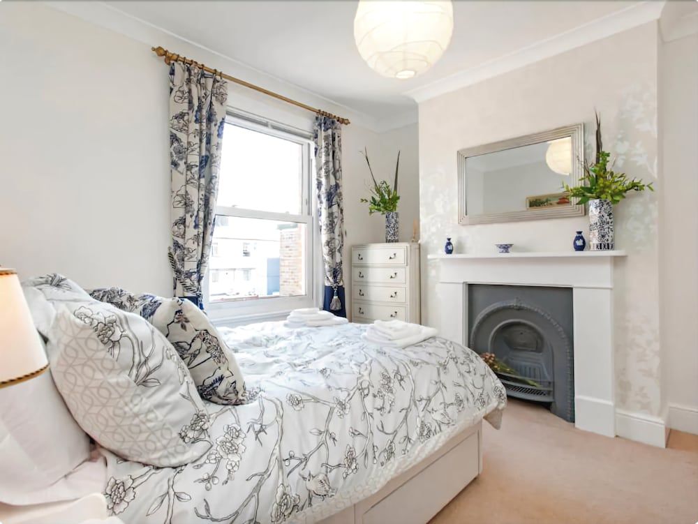 No. 79 Tower Street 2