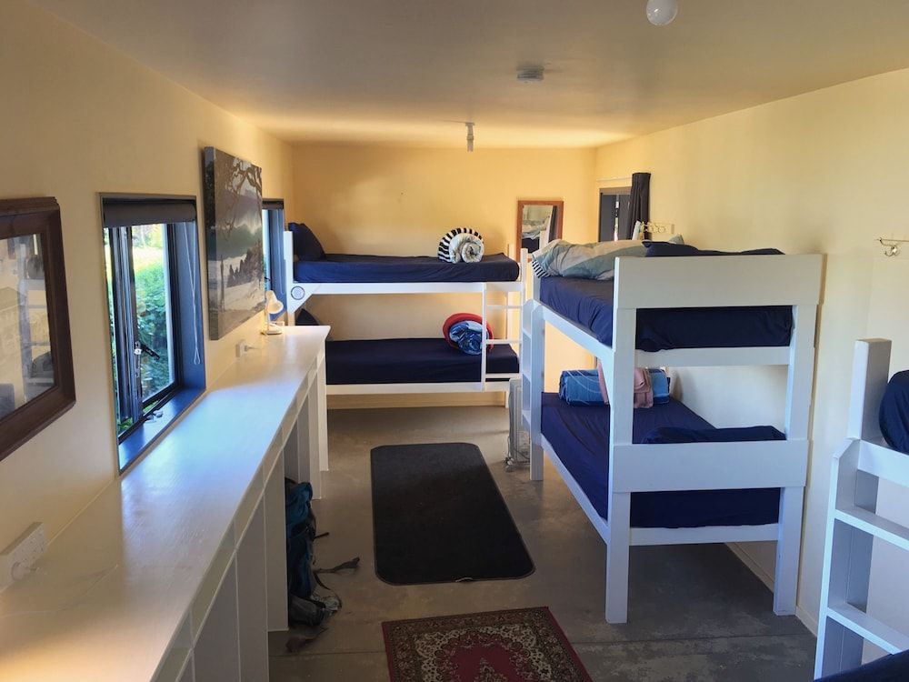 Raglan Backpackers 3