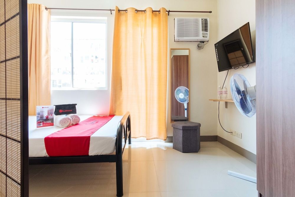 RedDoorz @ Kassel Residences Paranaque 3