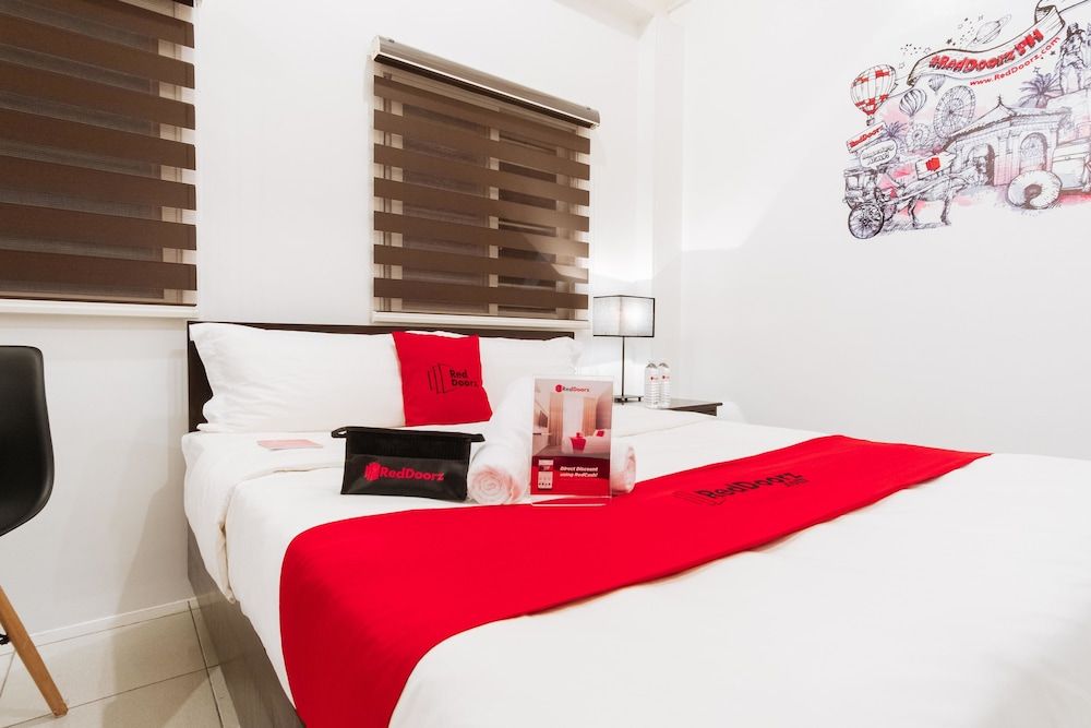 RedDoorz Plus near UST Manila 2 RedDoorz Plus near UST Manila 2