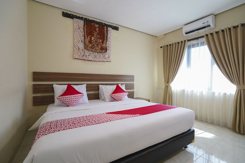 OYO 1992 China Town Hotel Bali 1