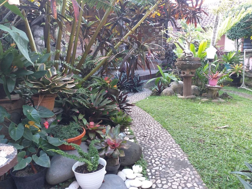 Puri Asri Bungalow 3