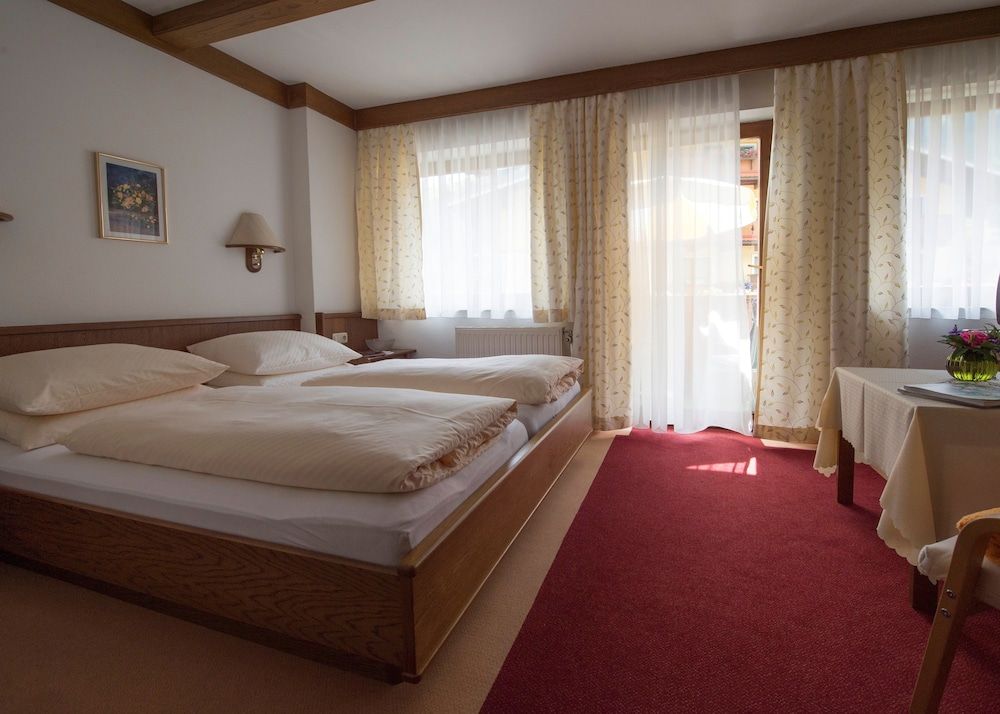 Hotel-Pension Weinschreiber 2 Hotel-Pension Weinschreiber 2