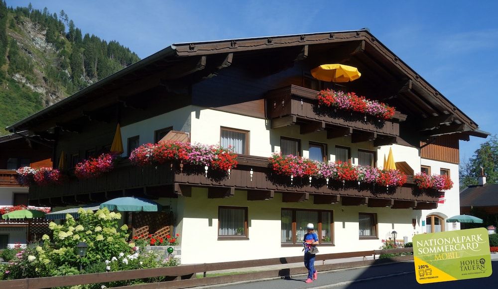 Hotel-Pension Weinschreiber 1 Hotel-Pension Weinschreiber 1