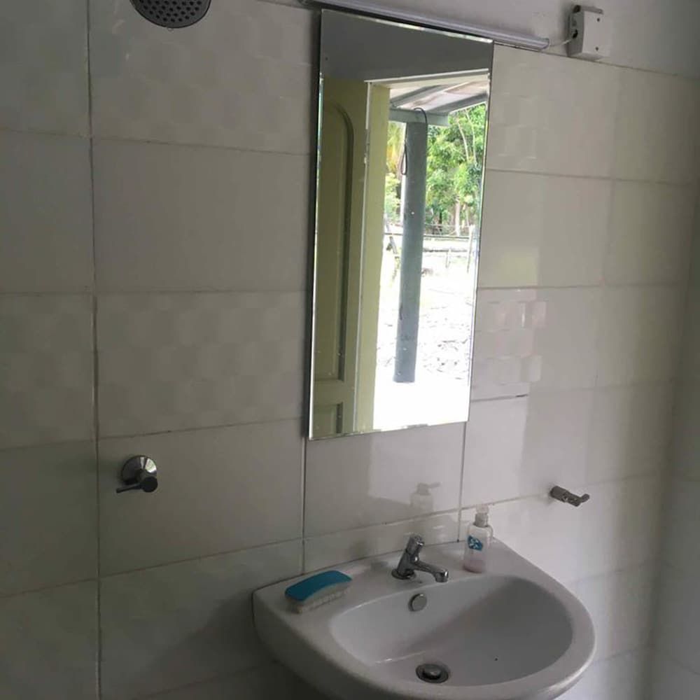 GreenHouse EcoLodge 3