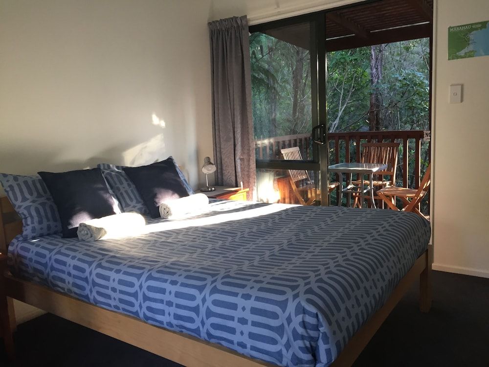 Kanuka Ridge Lodge and Backpackers 3