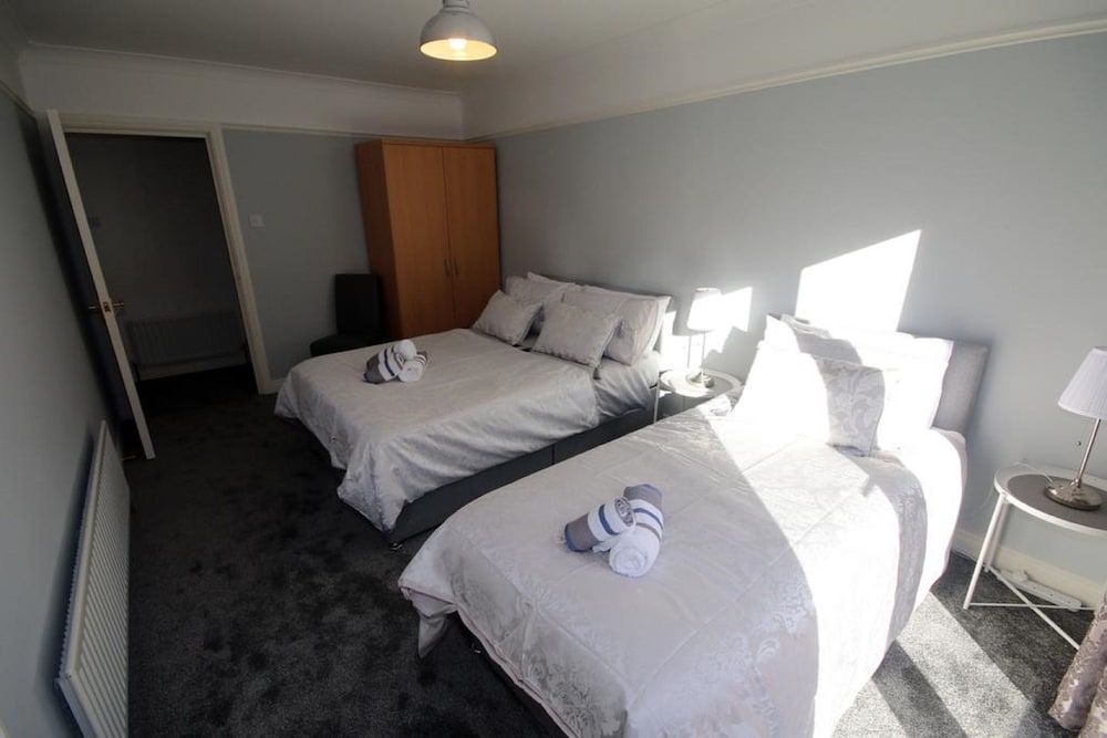 Belfast Modern Apartment 3