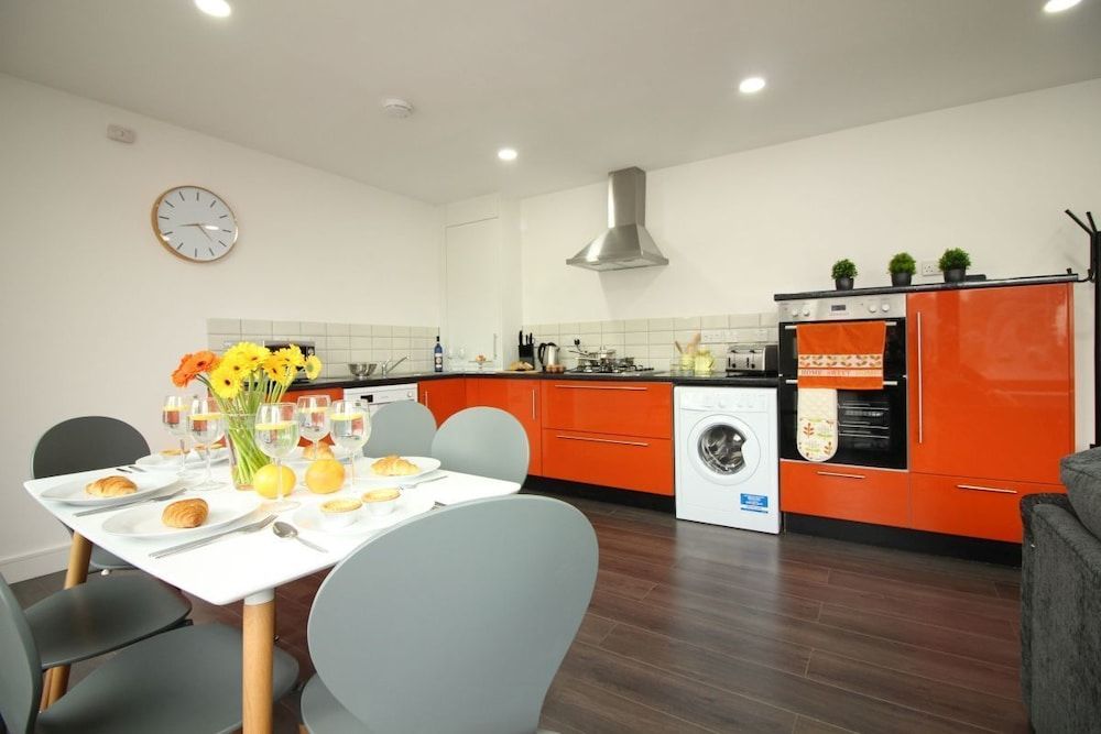 Britannia Chambers 3