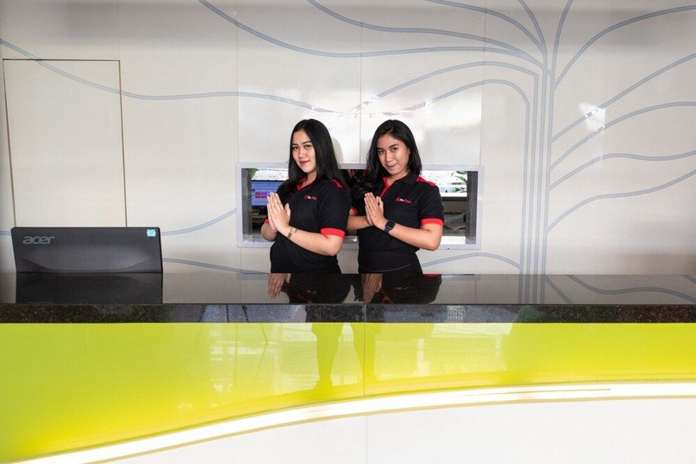 RedDoorz Plus @ The Alden Hotel 3