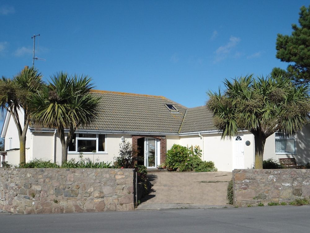 Simerock Guest House