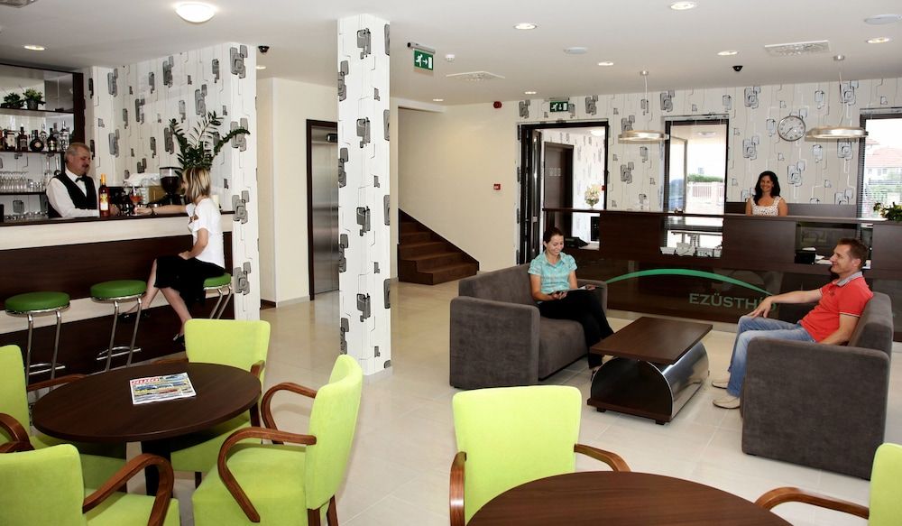 Ezüsthíd Hotel 2