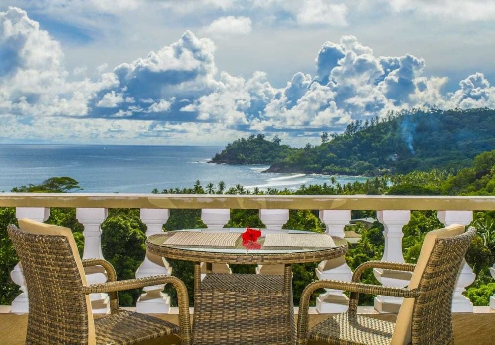 Les Elles Guesthouse Self Catering 1 Les Elles Guesthouse Self Catering 1