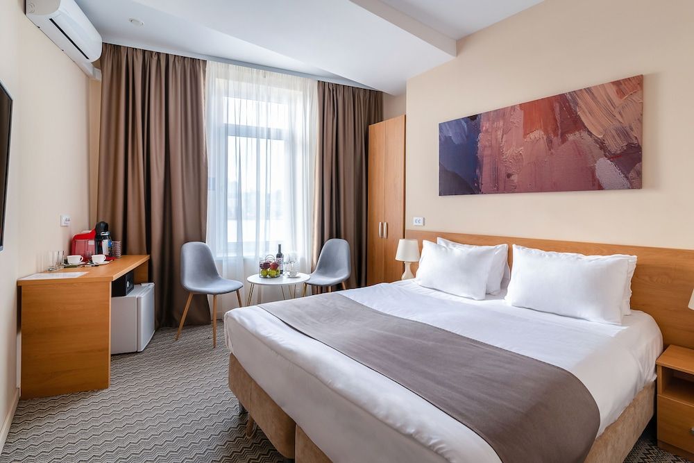 Kinney sea view hotel 1