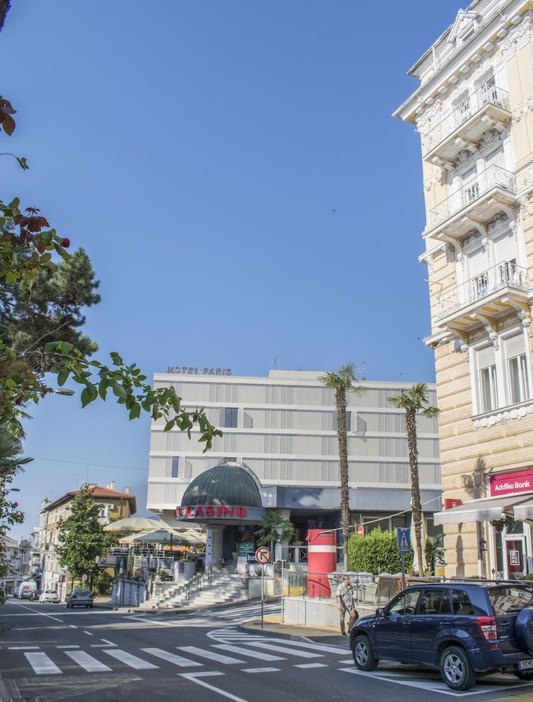 Paris 4 estrelas em Opatija