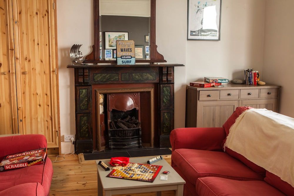 TURFNSURF LODGE AND SURF SCHOOL 3