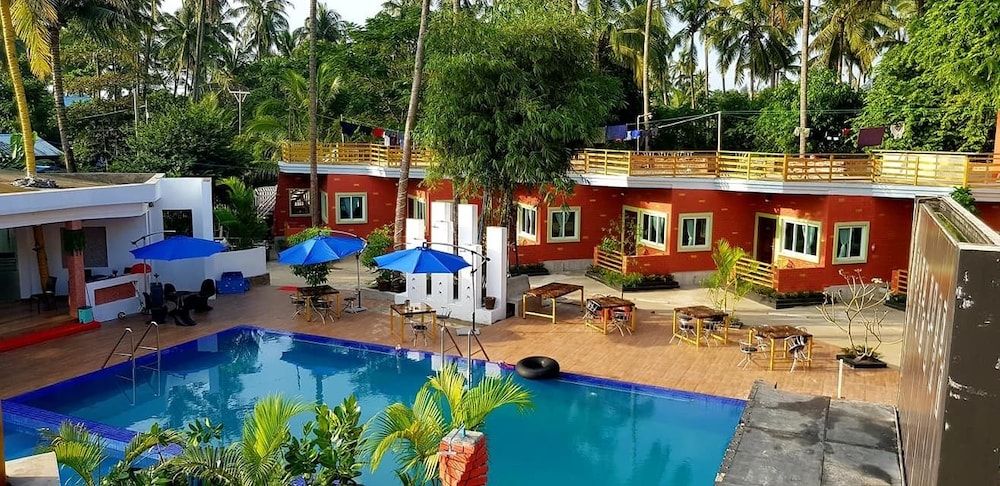 Blue Water Resort Hotel