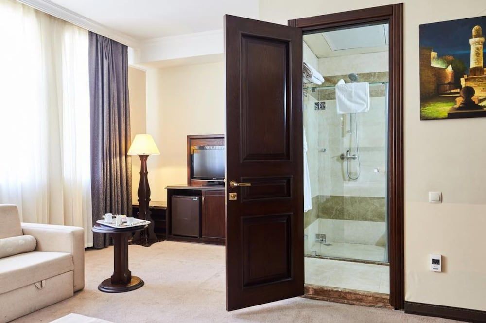 Smith Hotel 3 Smith Hotel 3