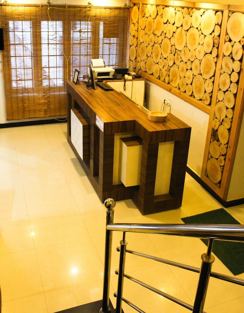 Al Woodlands Residency 3