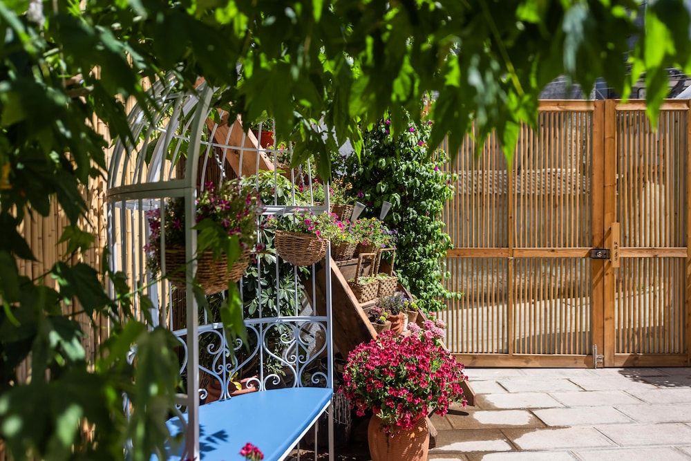 Dali Orchard Suites 1