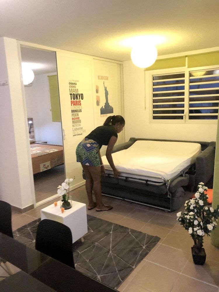 Apartment With one Bedroom in Le Moule, With Wonderful sea View, Furnished Terrace and Wifi - 30 m From the Beach 3