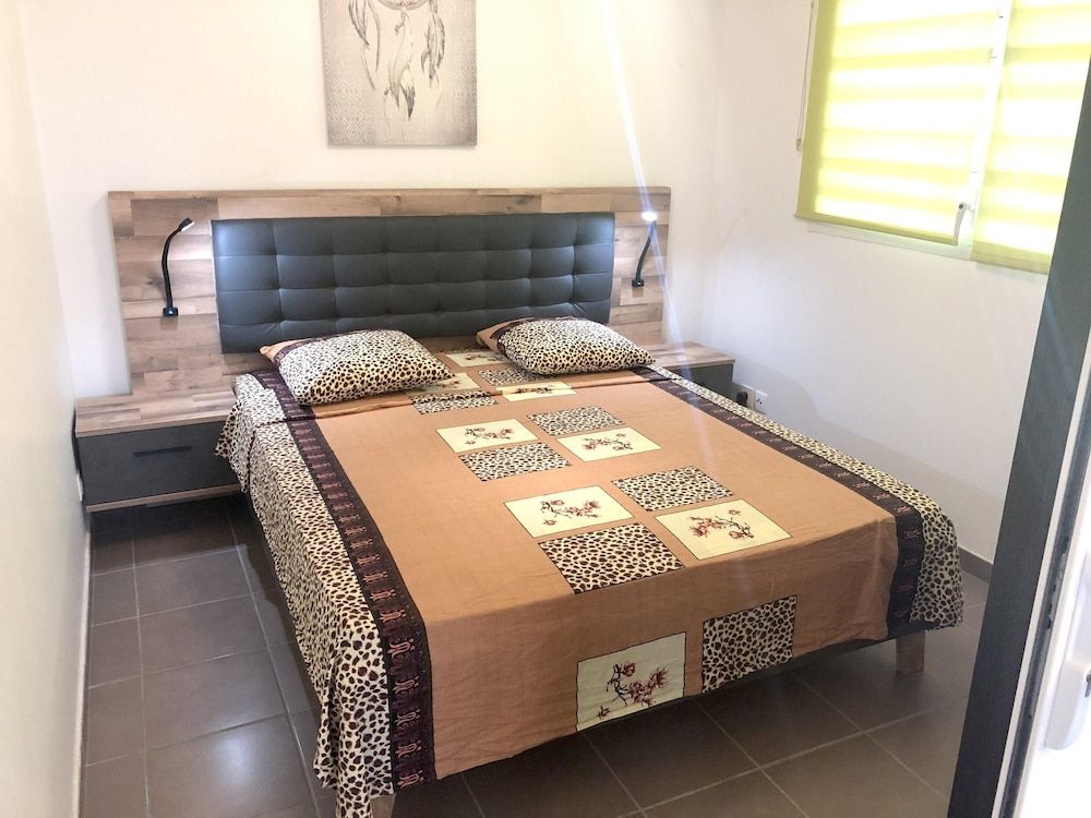 Apartment With one Bedroom in Le Moule, With Wonderful sea View, Furnished Terrace and Wifi - 30 m From the Beach 2