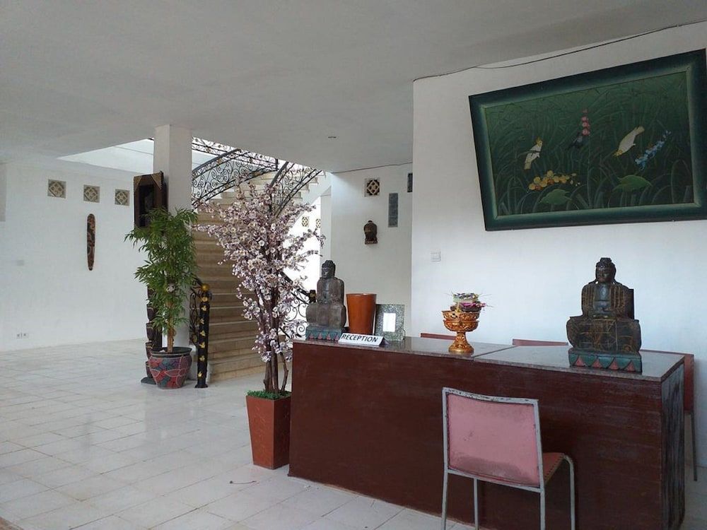 Arta Garden Guest House & Hostel 2