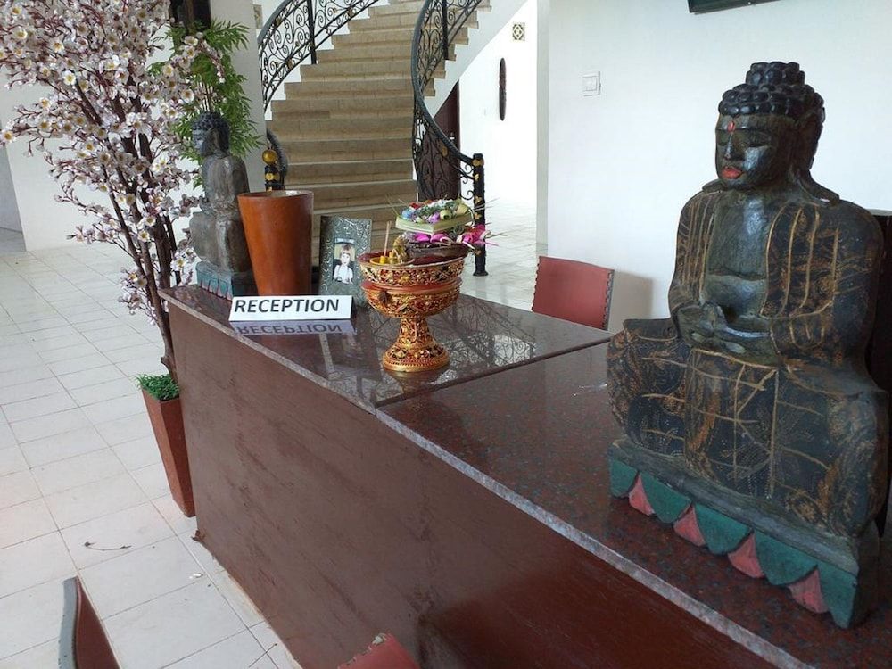 Arta Garden Guest House & Hostel 3