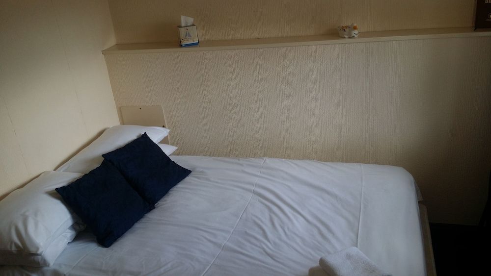 The Bell Country Inn