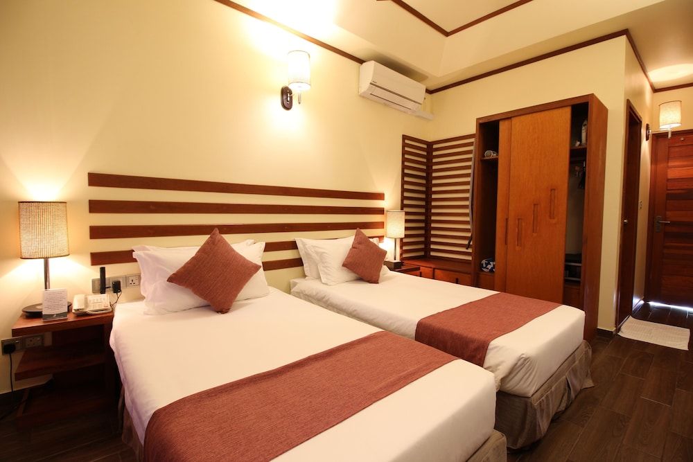 Araamu Holidays & Spa 3